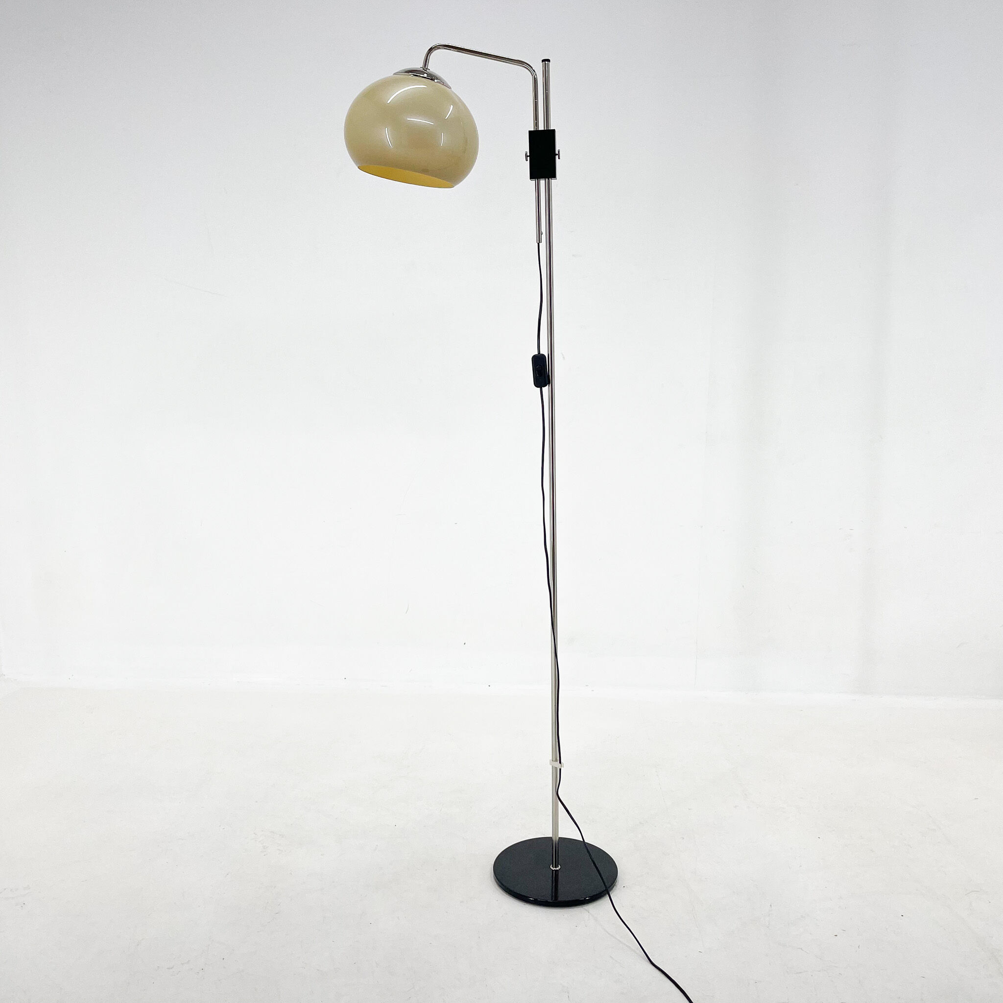 Mid-century Adjustable Chrome Floor Lamp, 1970's