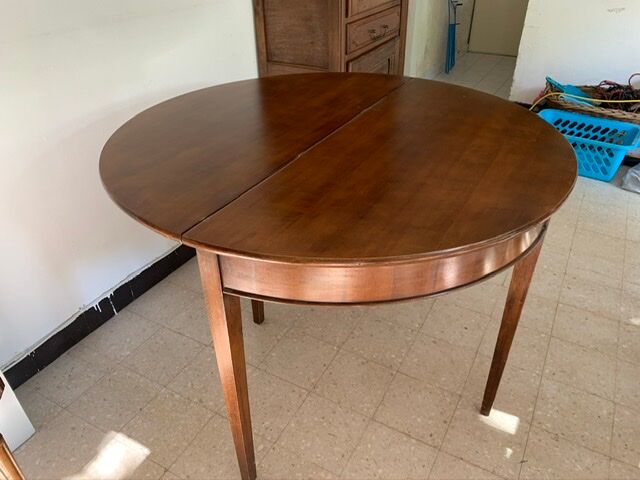 Table demi lune