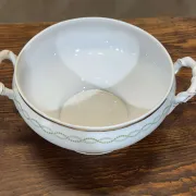 Table service in Limoges porcelain J.B Tricard and Co.