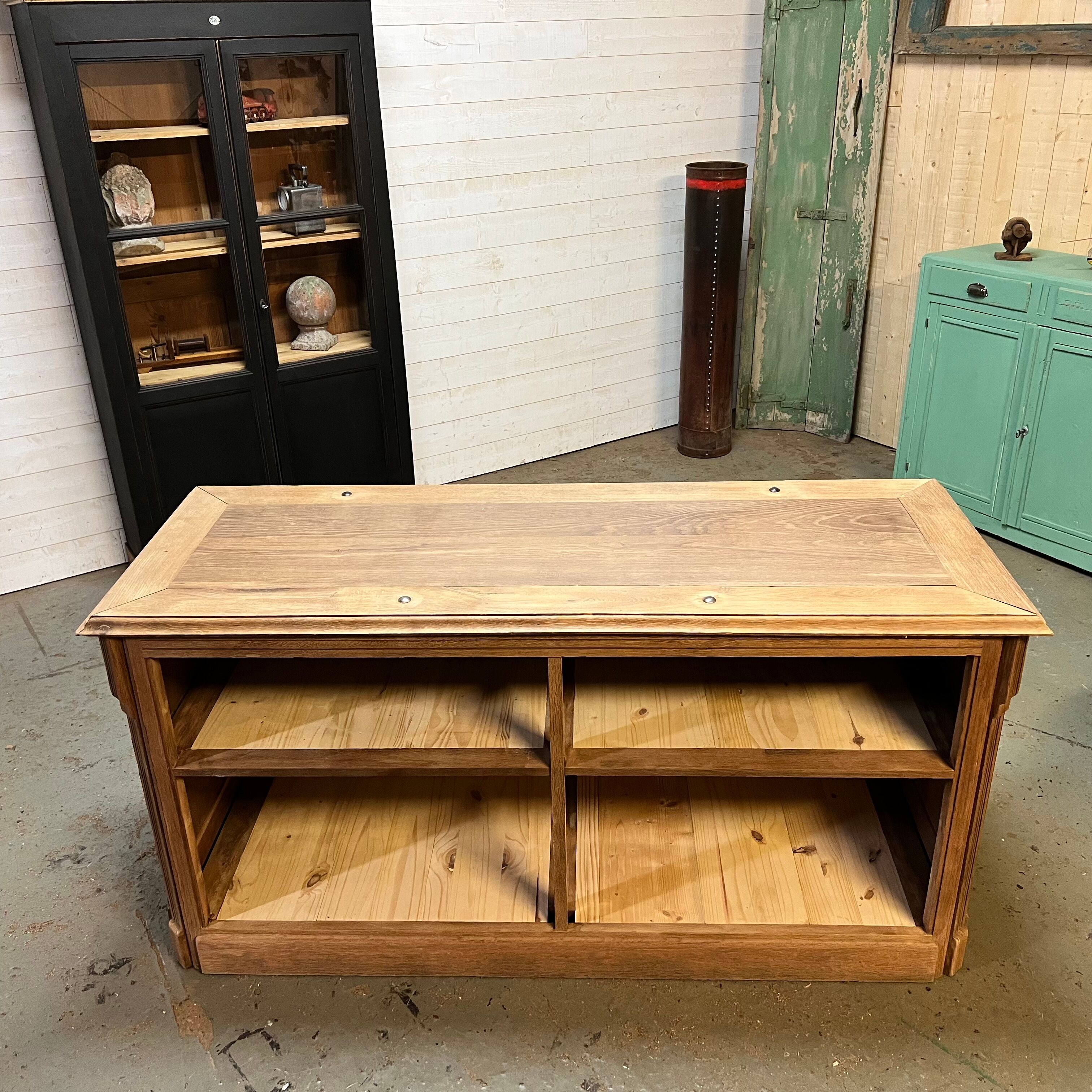 Shelf-based retail counter