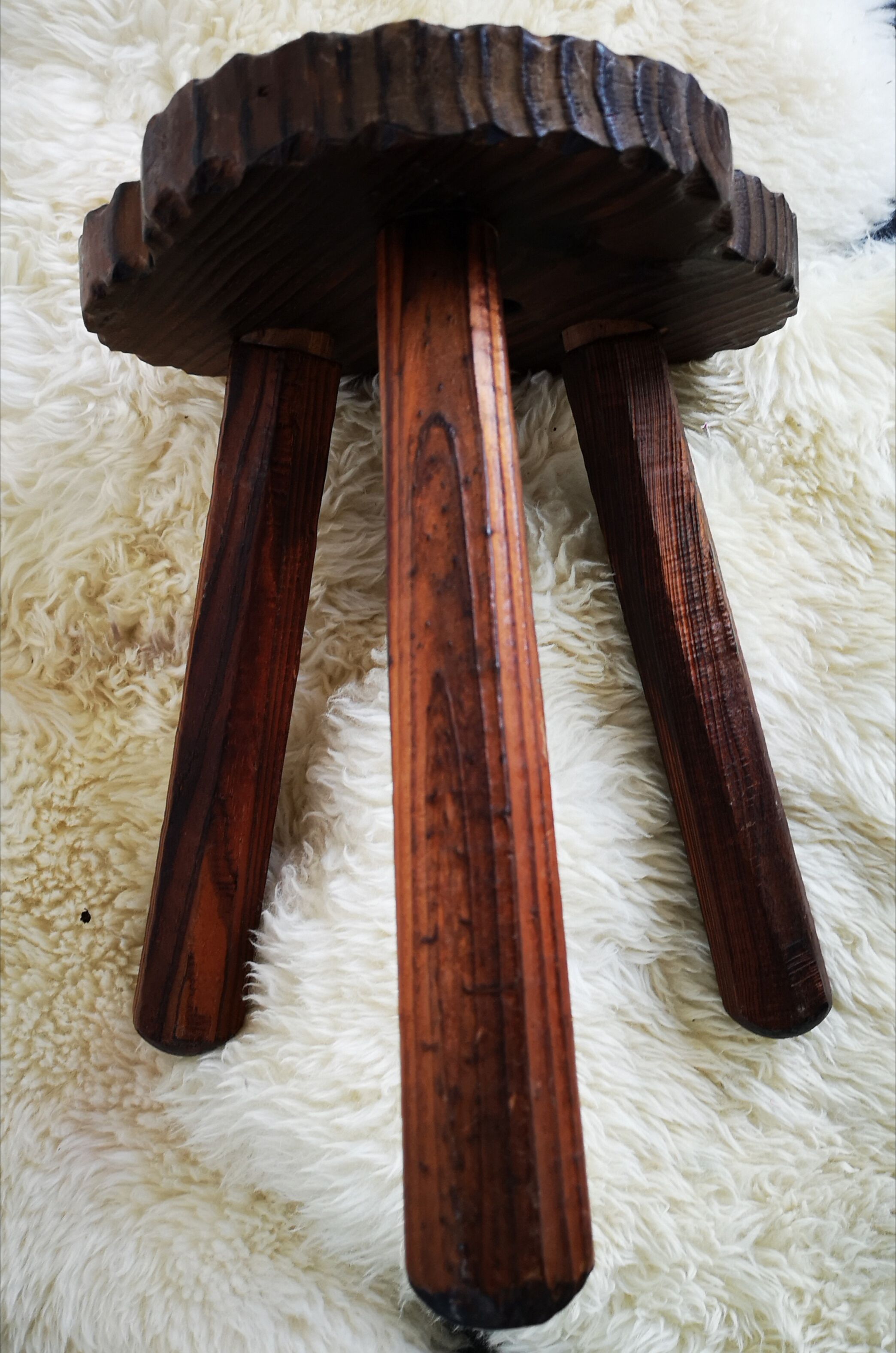Stool tripod cow skin