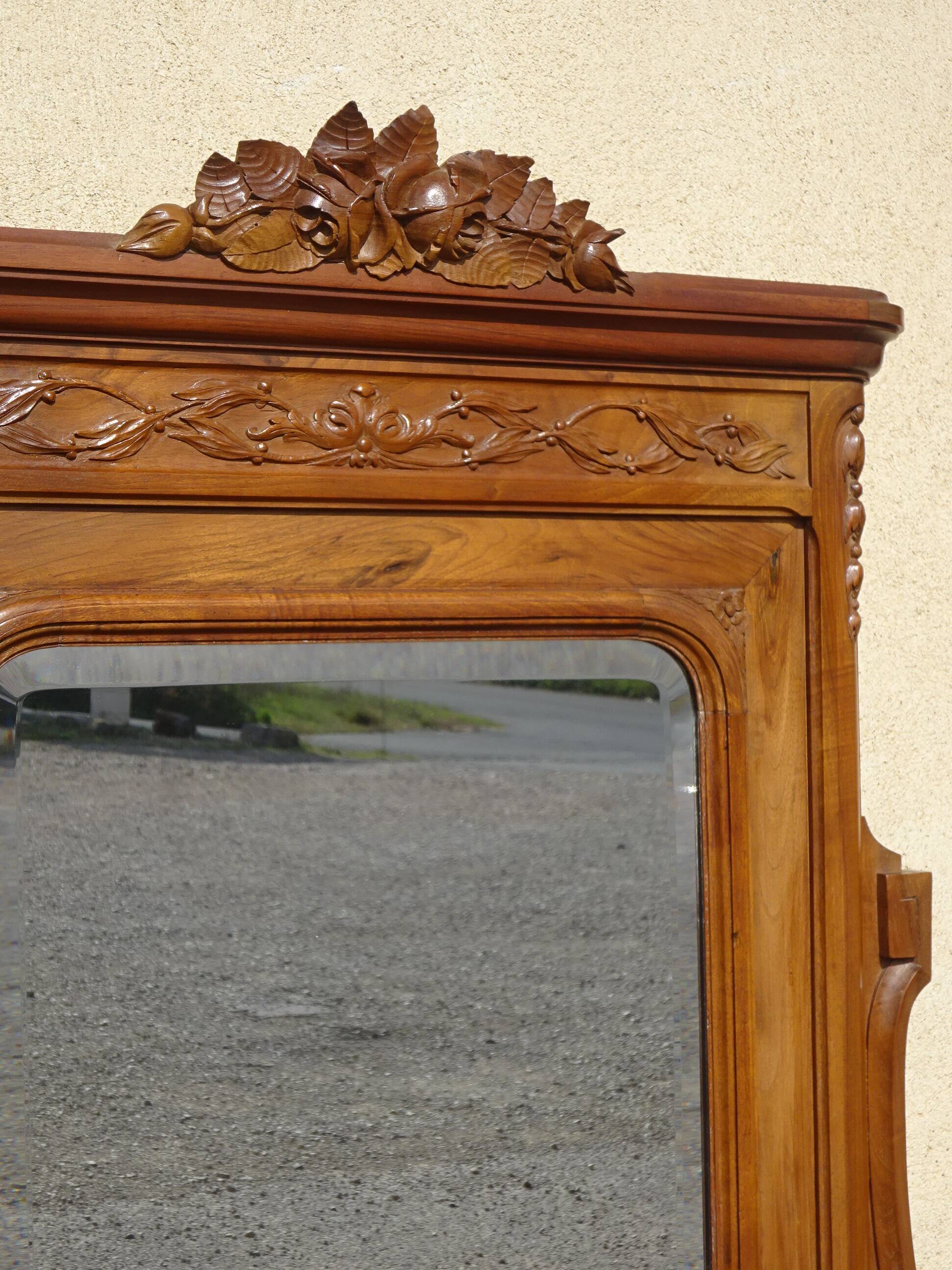 Walnut dressing table with mirror, storage and marble.