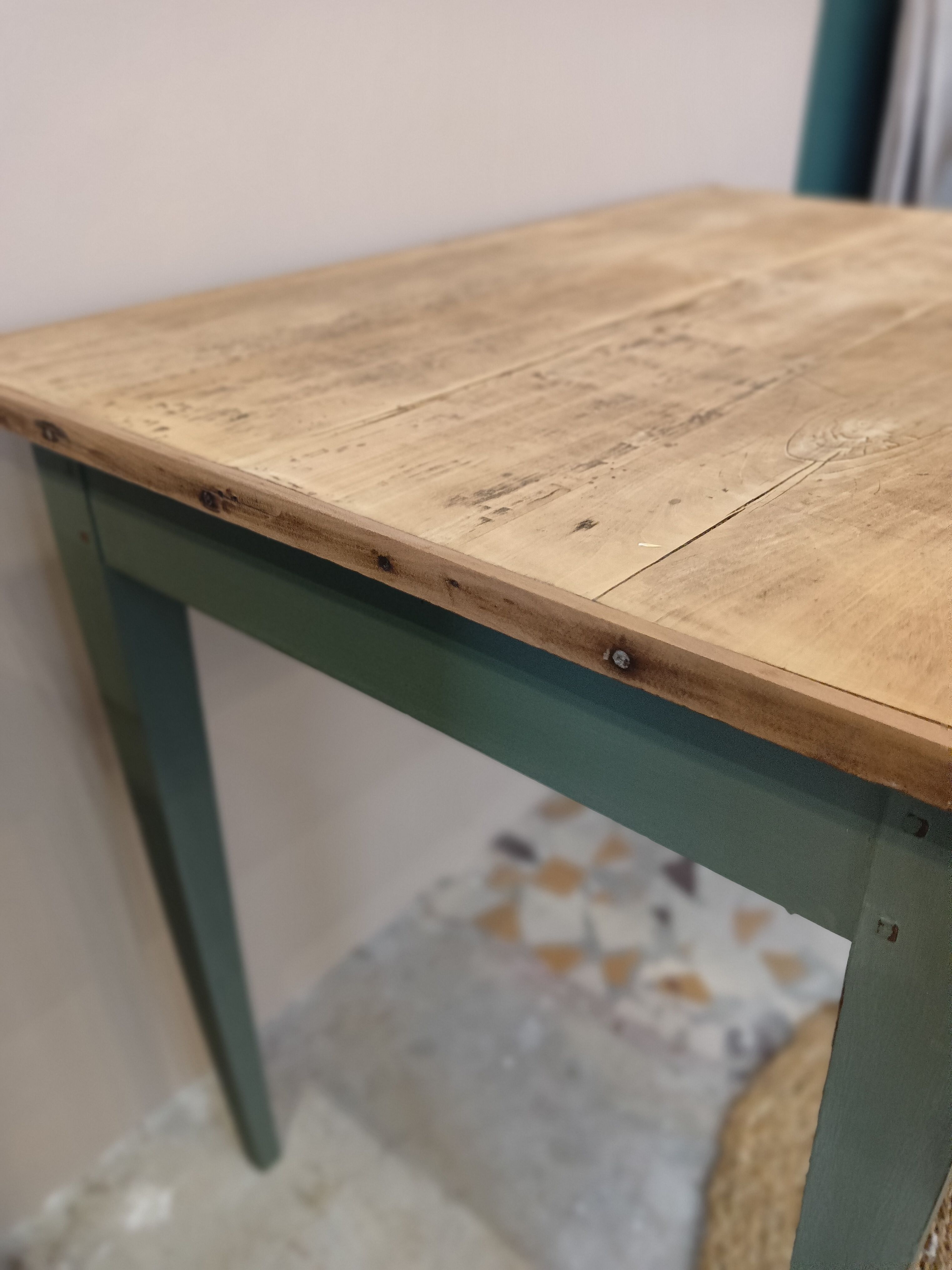 Farmhouse table