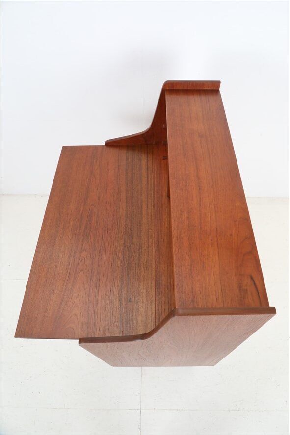 Mid-century teak bureau / secretary desk / Danish modern design / 1960s