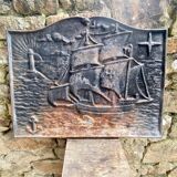 Plaque ancienne en fonte à décor maritime, XXème siècle