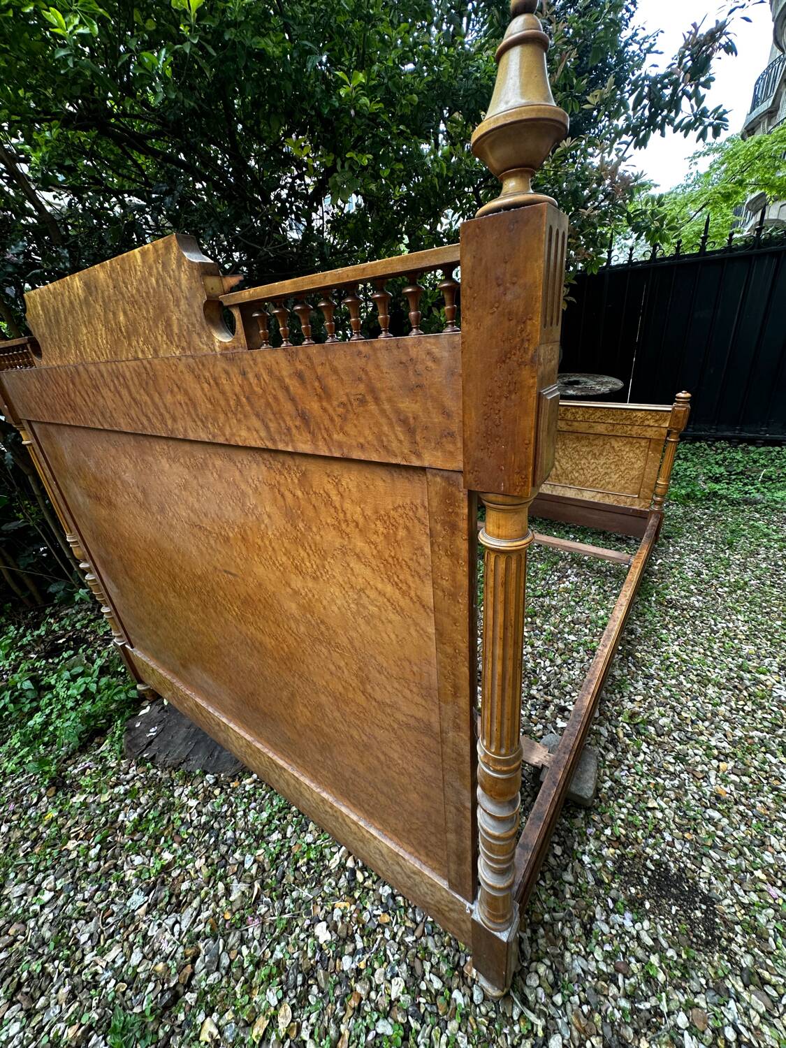 Louis Philippe wood briar bed, Restoration, 19th century