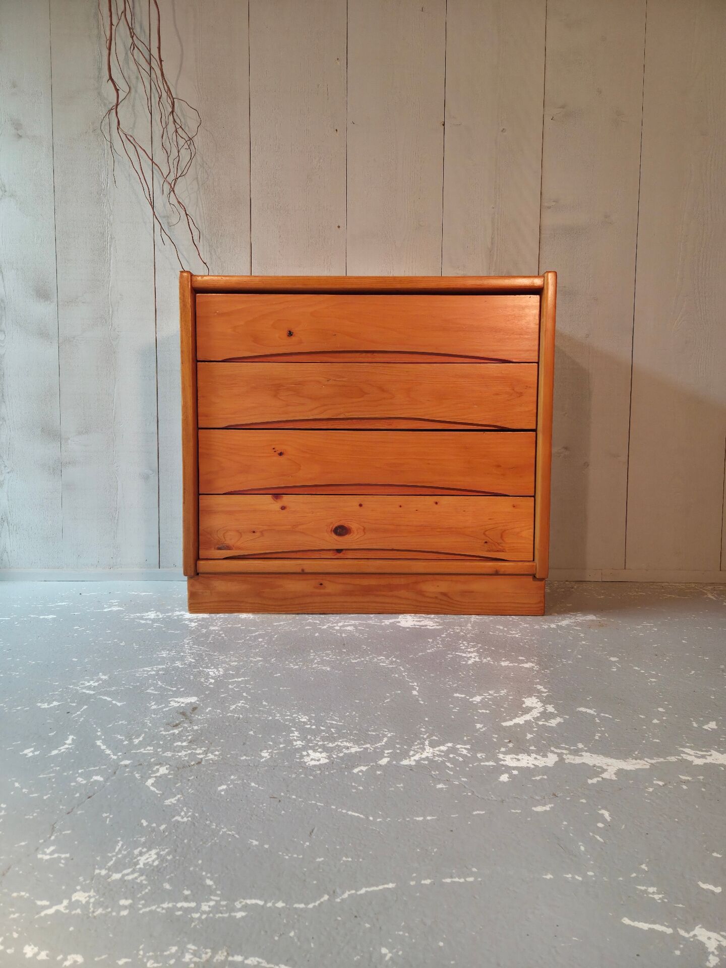 Commode en pin