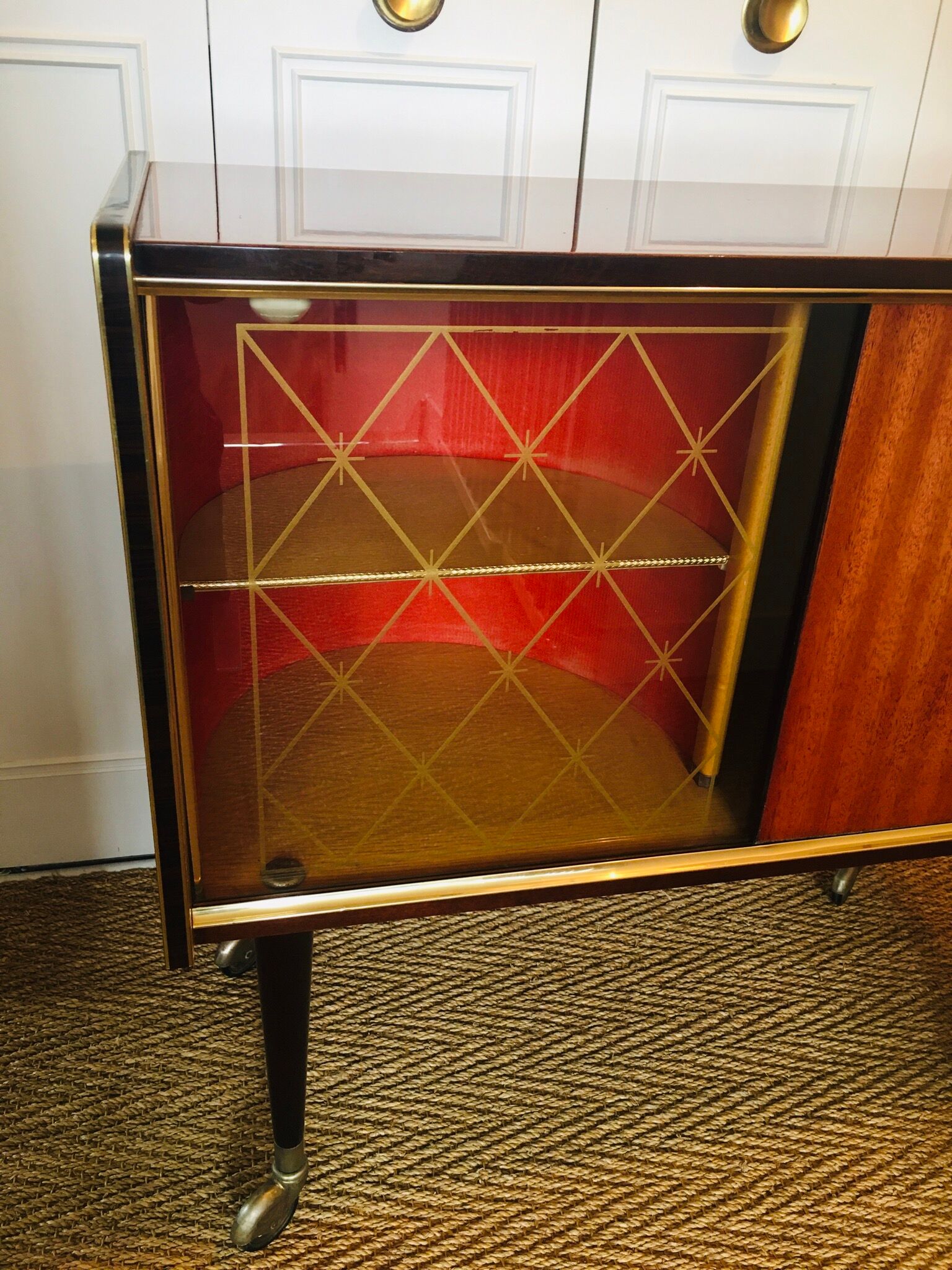 Furniture bar - 60s roller buffet