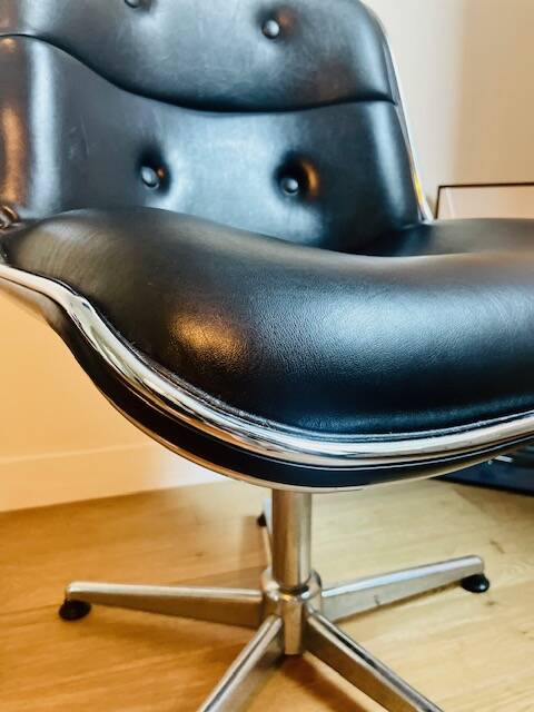 Executive Chair by Charles Pollock for Knoll, 1960s