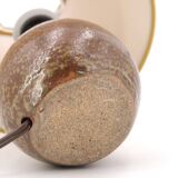 Lampe boule en grès de Guy Baudat, abat jour jaune, années 70