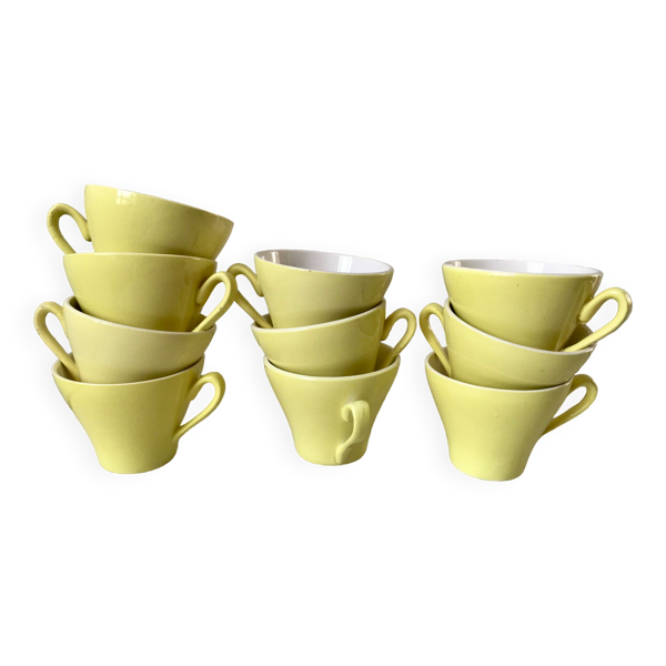 lot de 10 tasses à café Digoin Sarreguemines couleur jaune pastel années 50