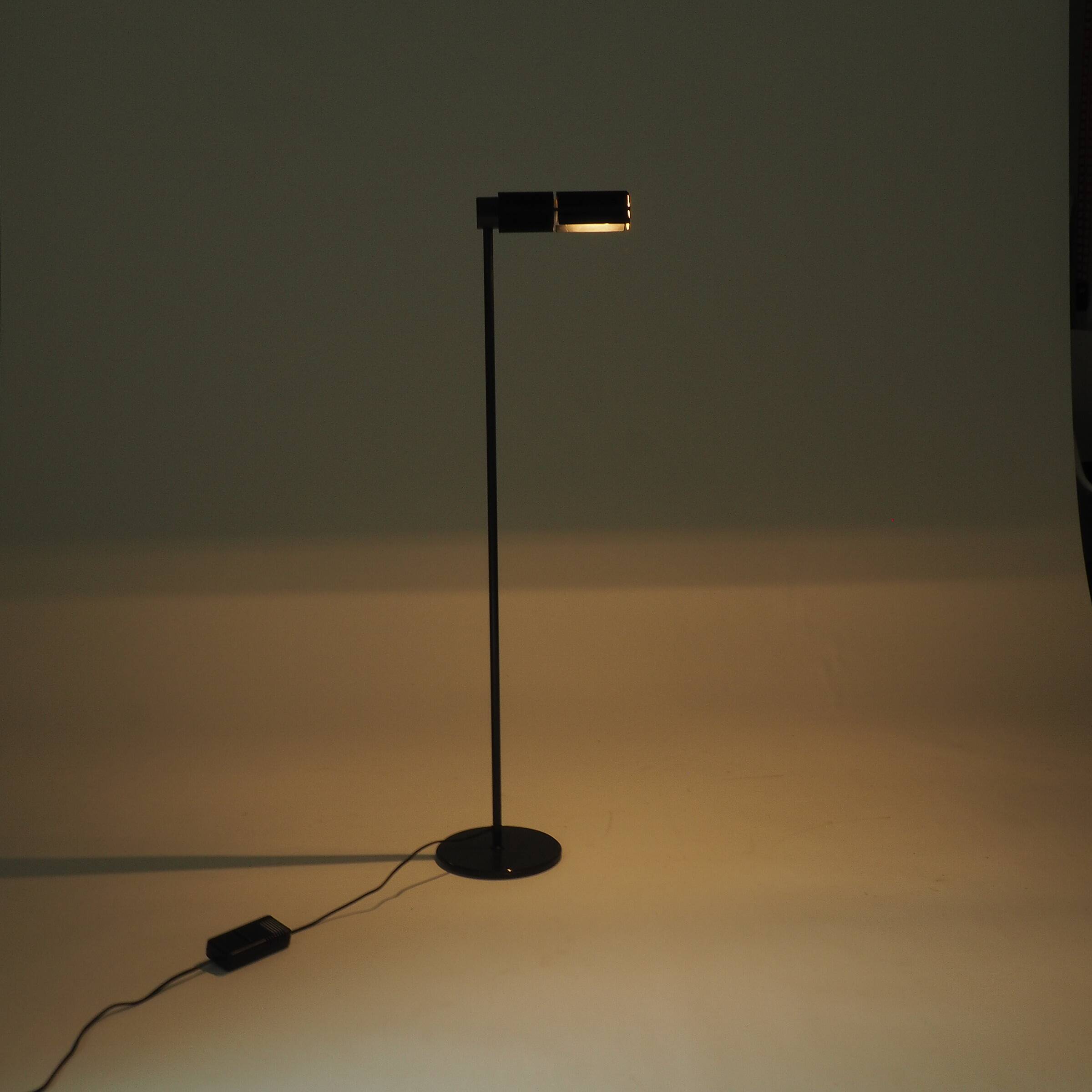Lampe sur pied Haloprofil 878HR par Viktor Frauenknecht pour Swiss Lamps en noir