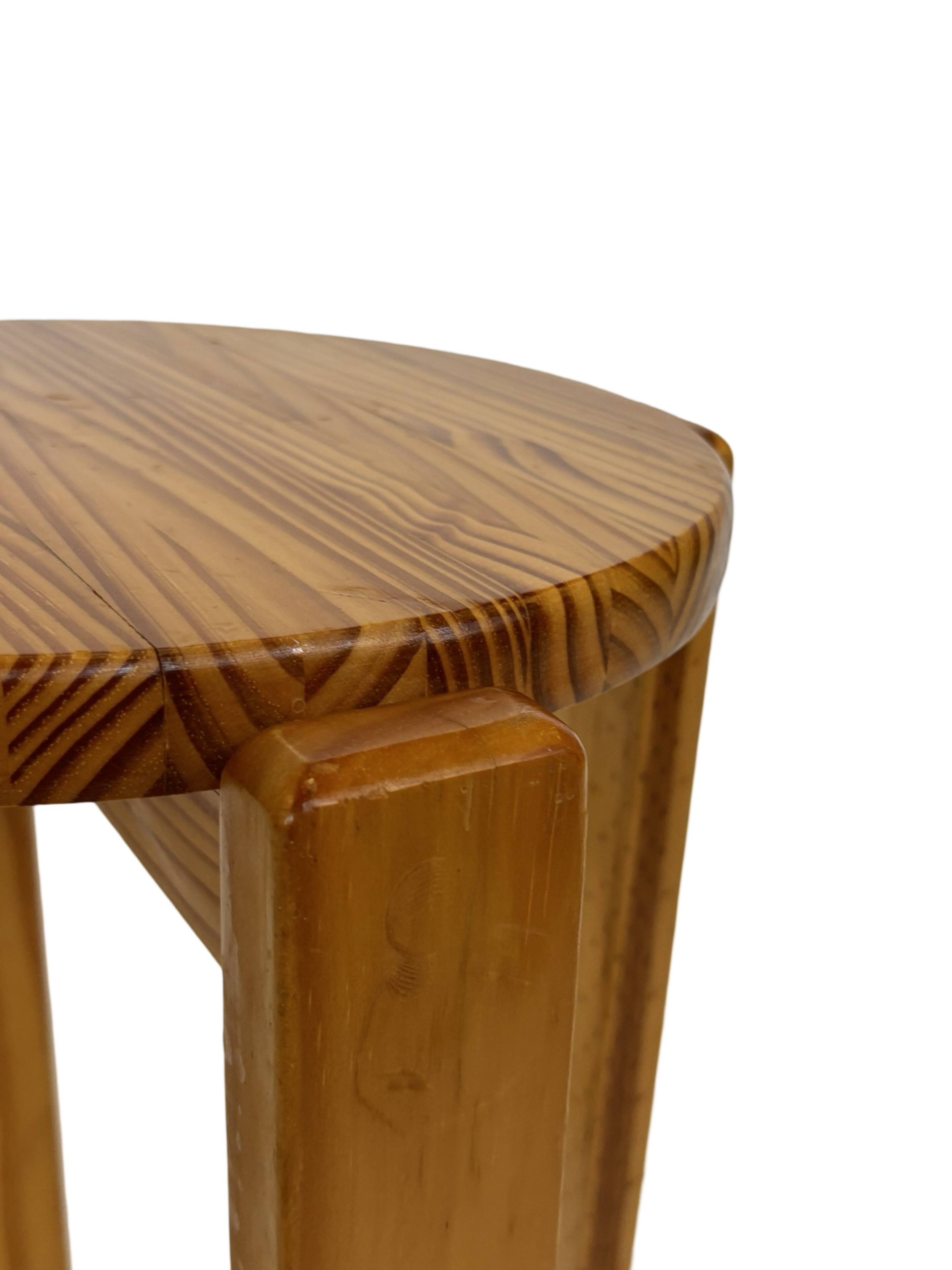 Mid century pinewood stool, 1960s minimalistic design