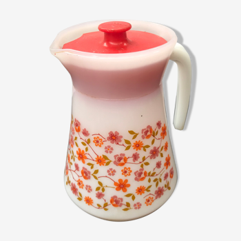 Old pitcher 1970