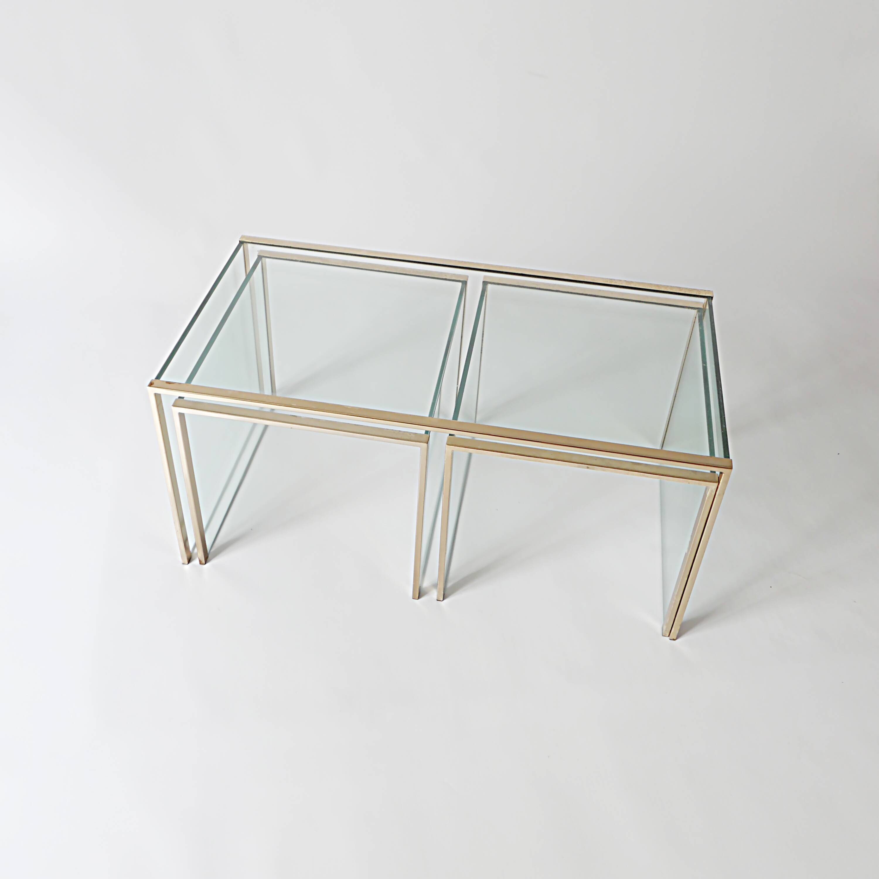3 nesting coffee tables in glass and gilded metal, 1950-1970