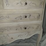 Chest of drawers restyled shabby chic style