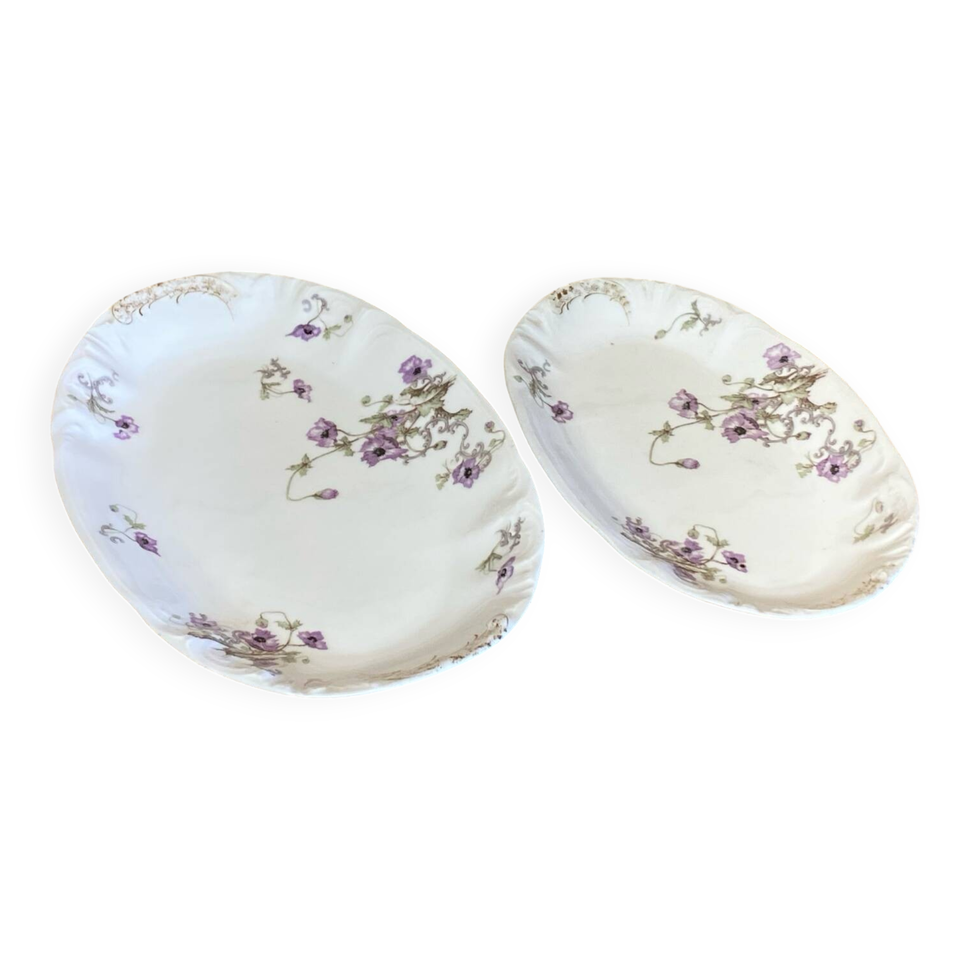 2 porcelain dishes
