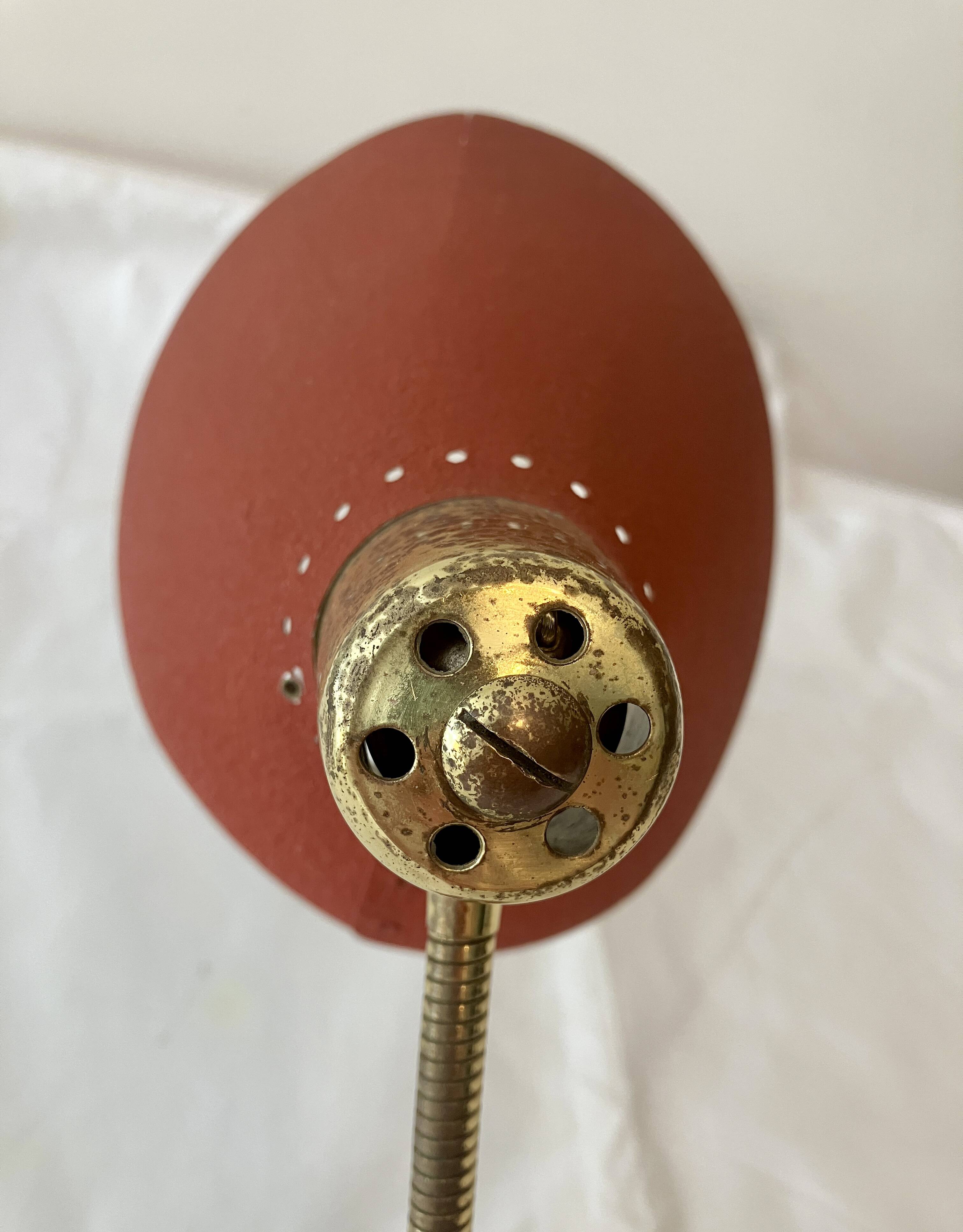 Cocotte lamp from the 1950s, painted metal and brass.