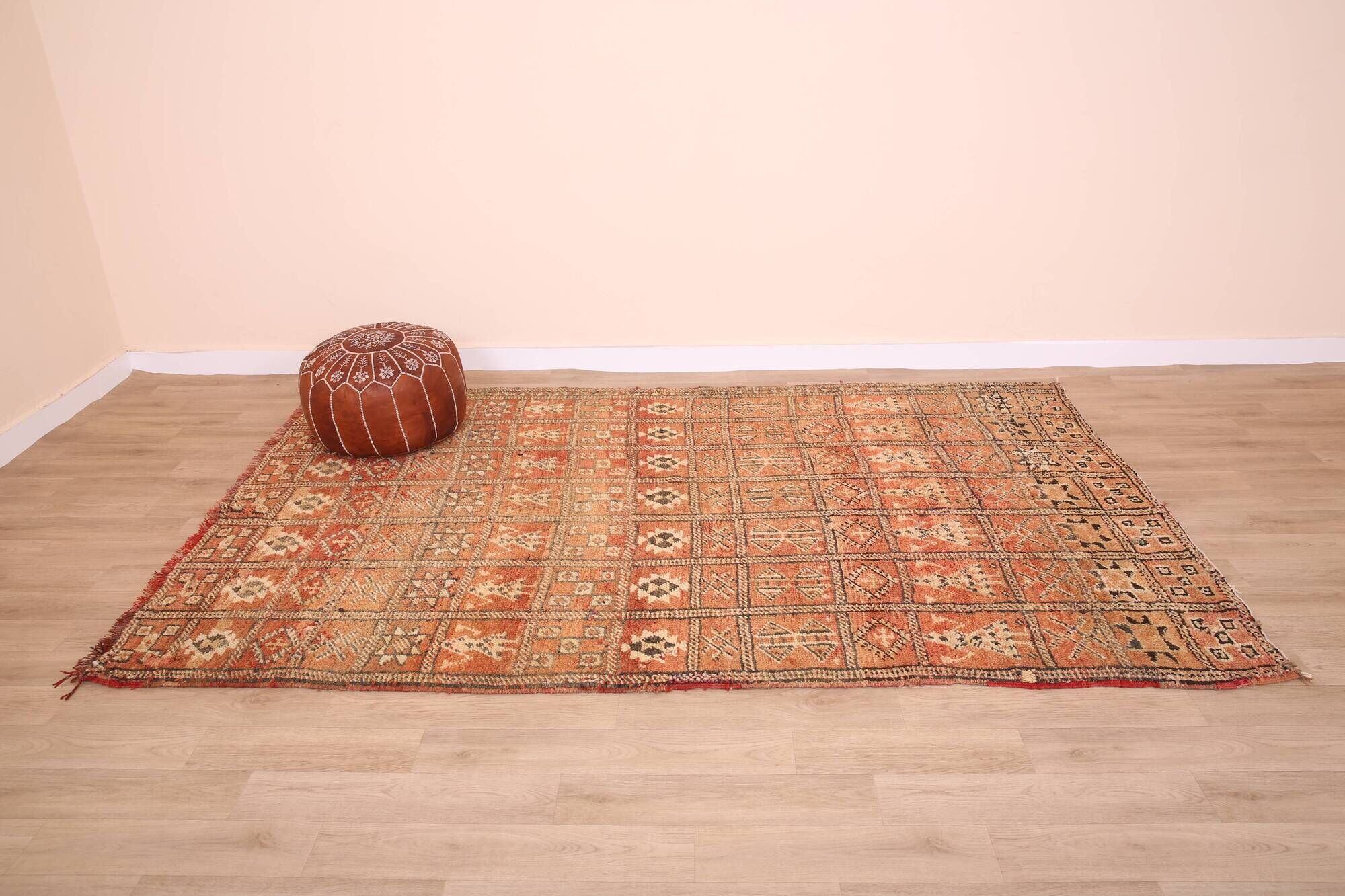 Peach Vintage Moroccan Rug 169 x 268 cm, Berber Tribal Wool Rug, Boho Rug