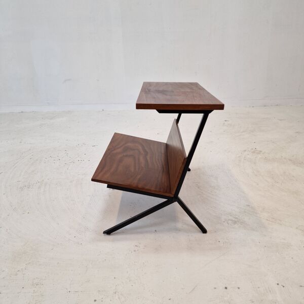 Table d’appoint ou porte-magazines hollandais du milieu du siècle, années 1960