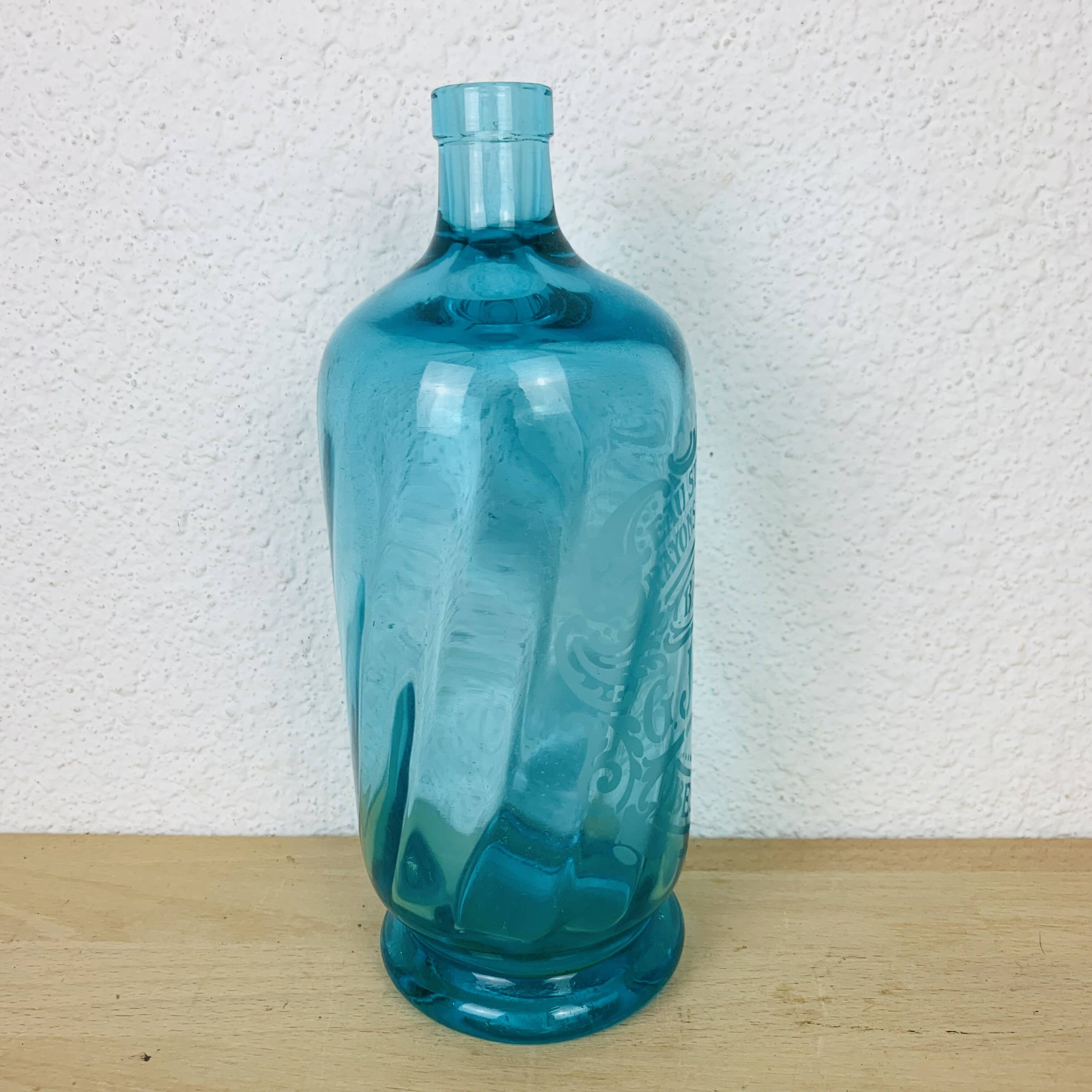 Vintage sterilized water siphon bottle, vase