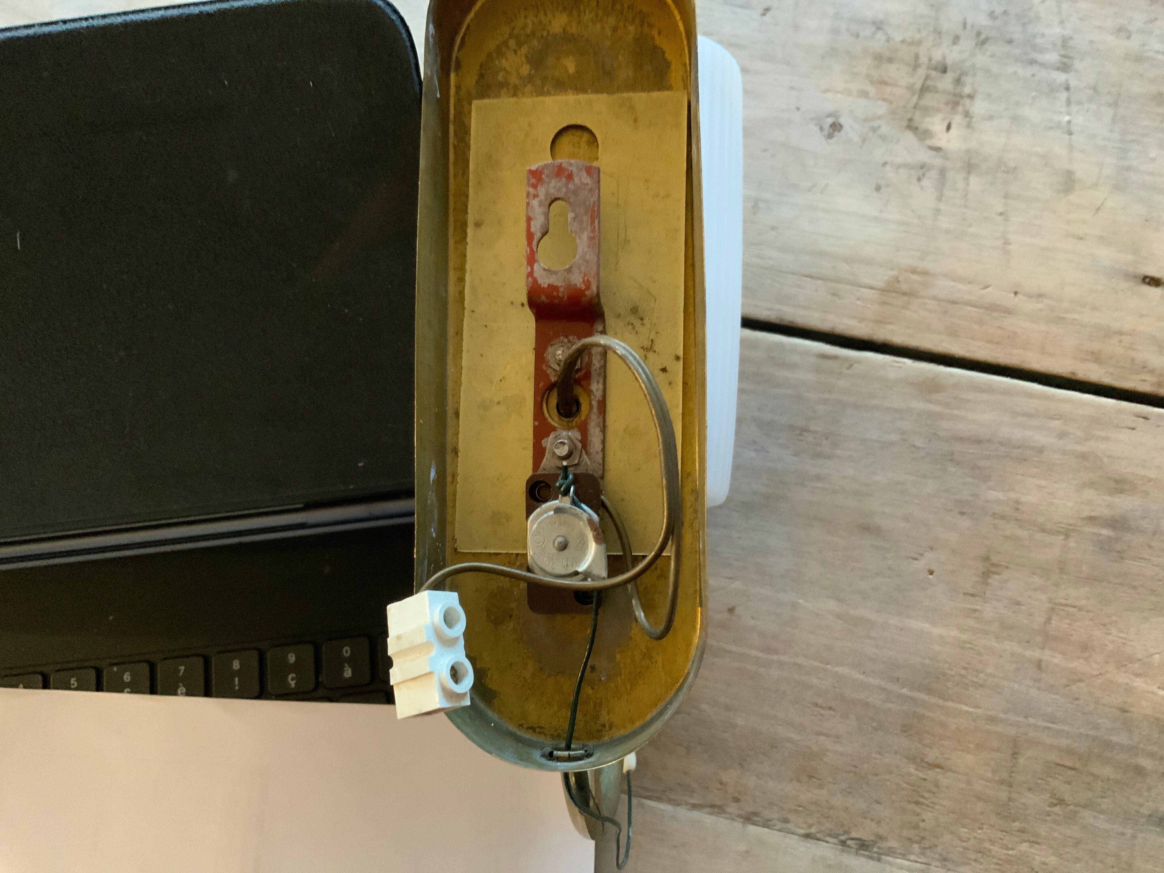 Vintage sconce