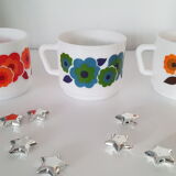 3 large Lotus Arcopal coffee cups