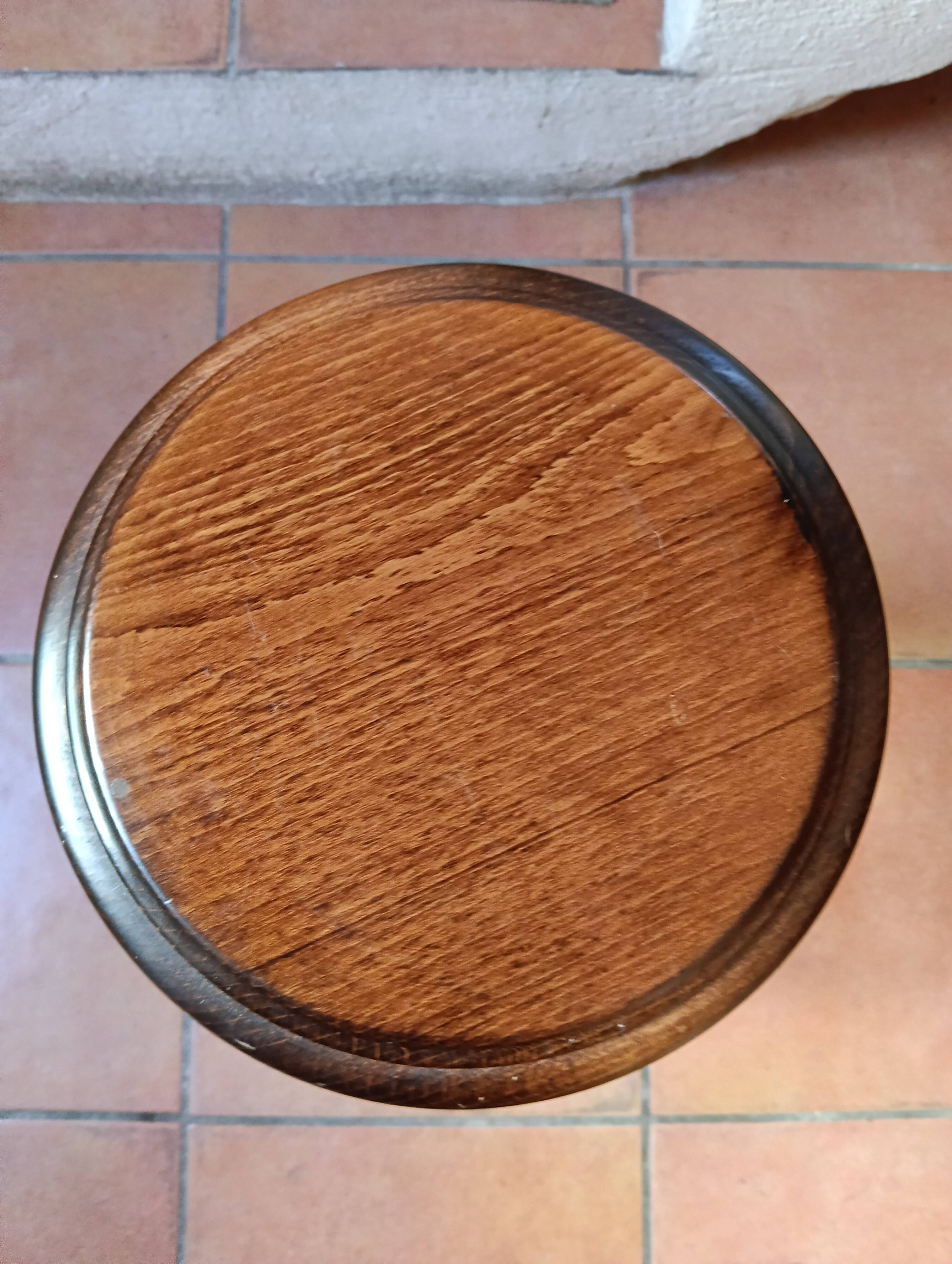 Tabouret, sellette tripode vintage en bois tourné