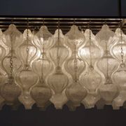 Lampe suspendue Tulipan avec 162 éléments en verre, Autriche années 1960 | Objet unique