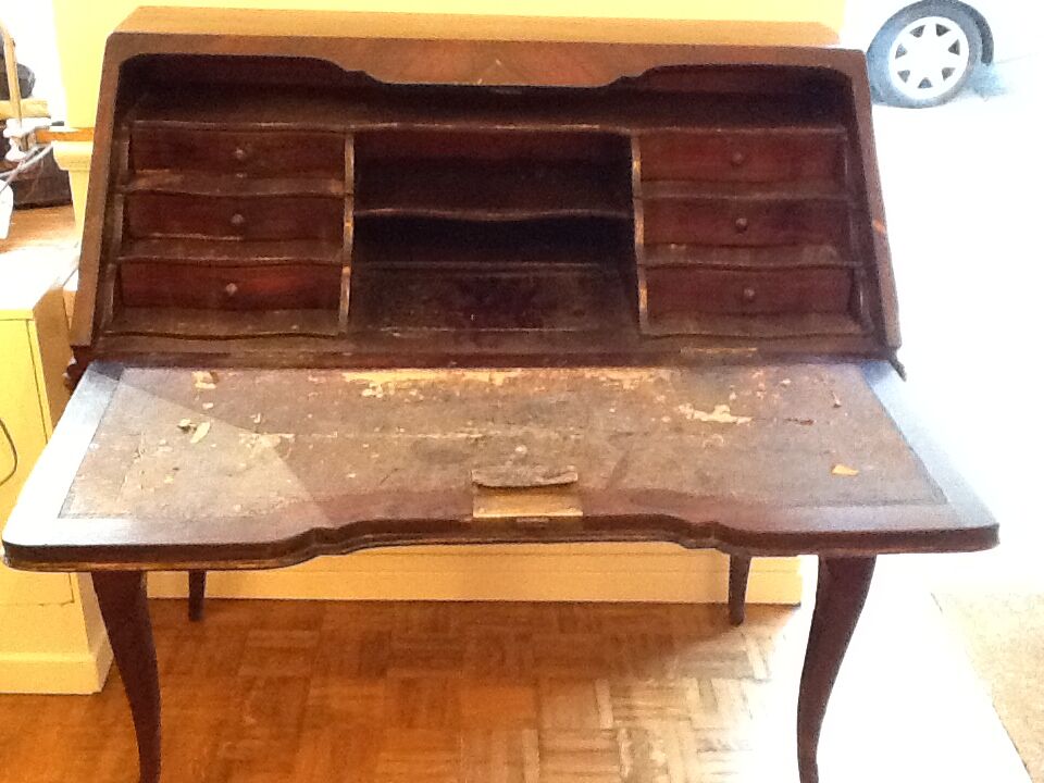 Office in slope of the period Louis XV inlaid rosewood