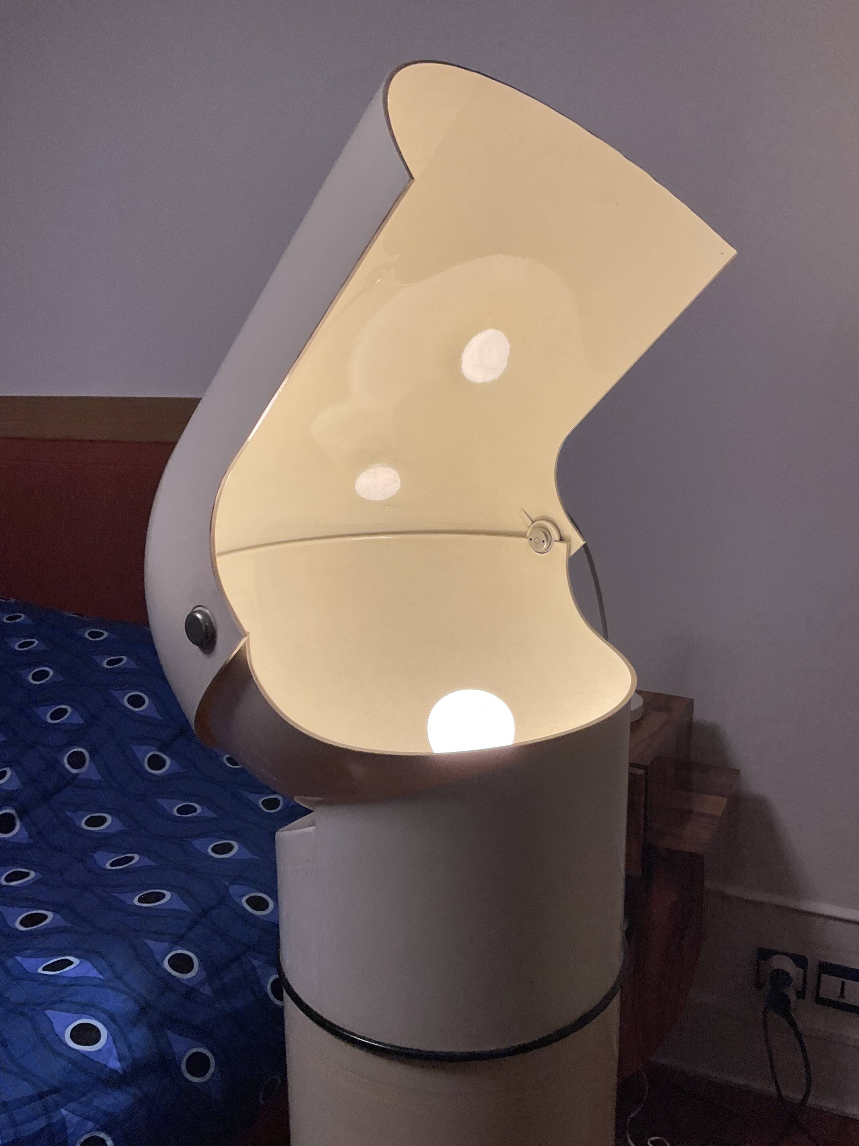Lampe Gae Aulenti excellent état