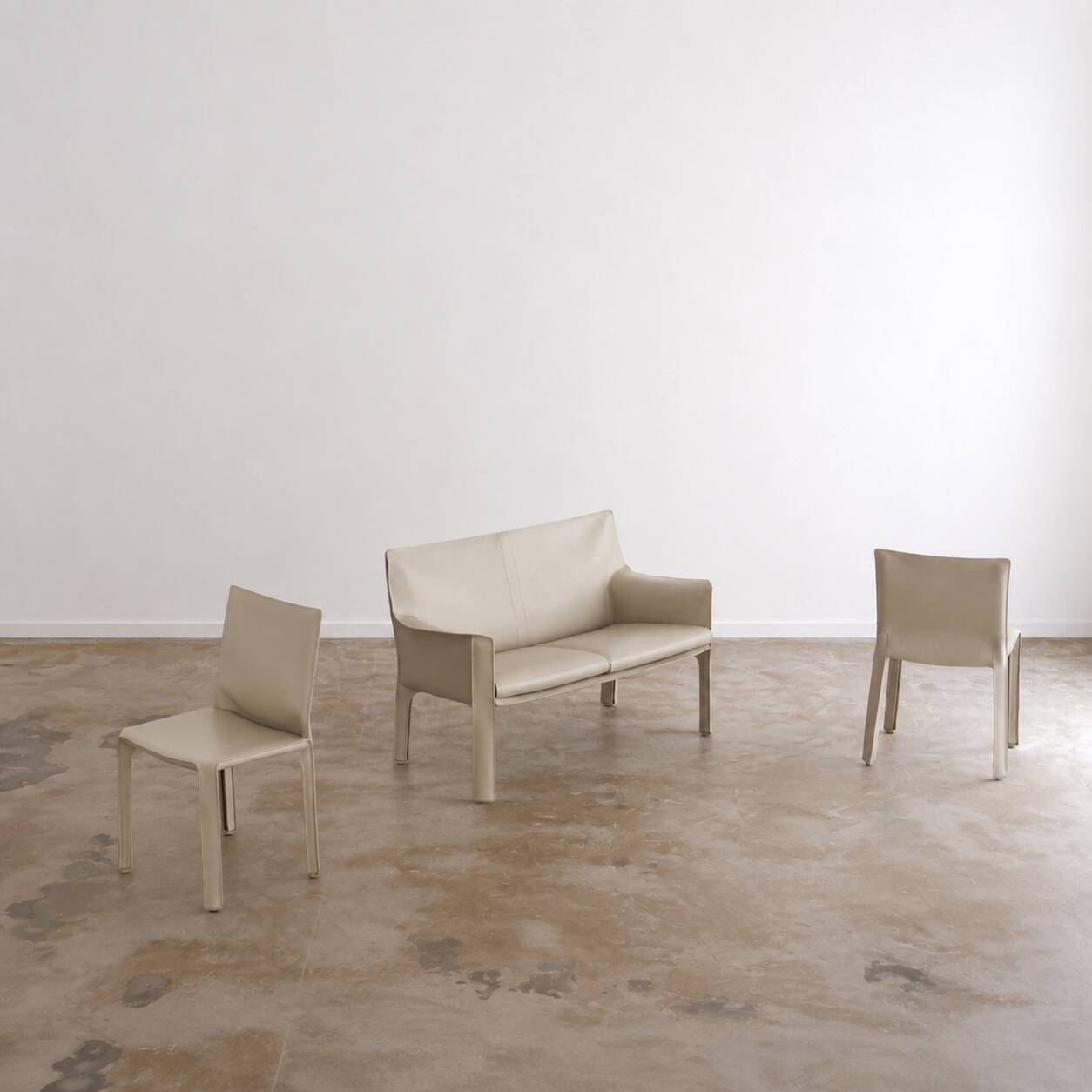 Mario Bellini set of two CAB 412 & 414 beige