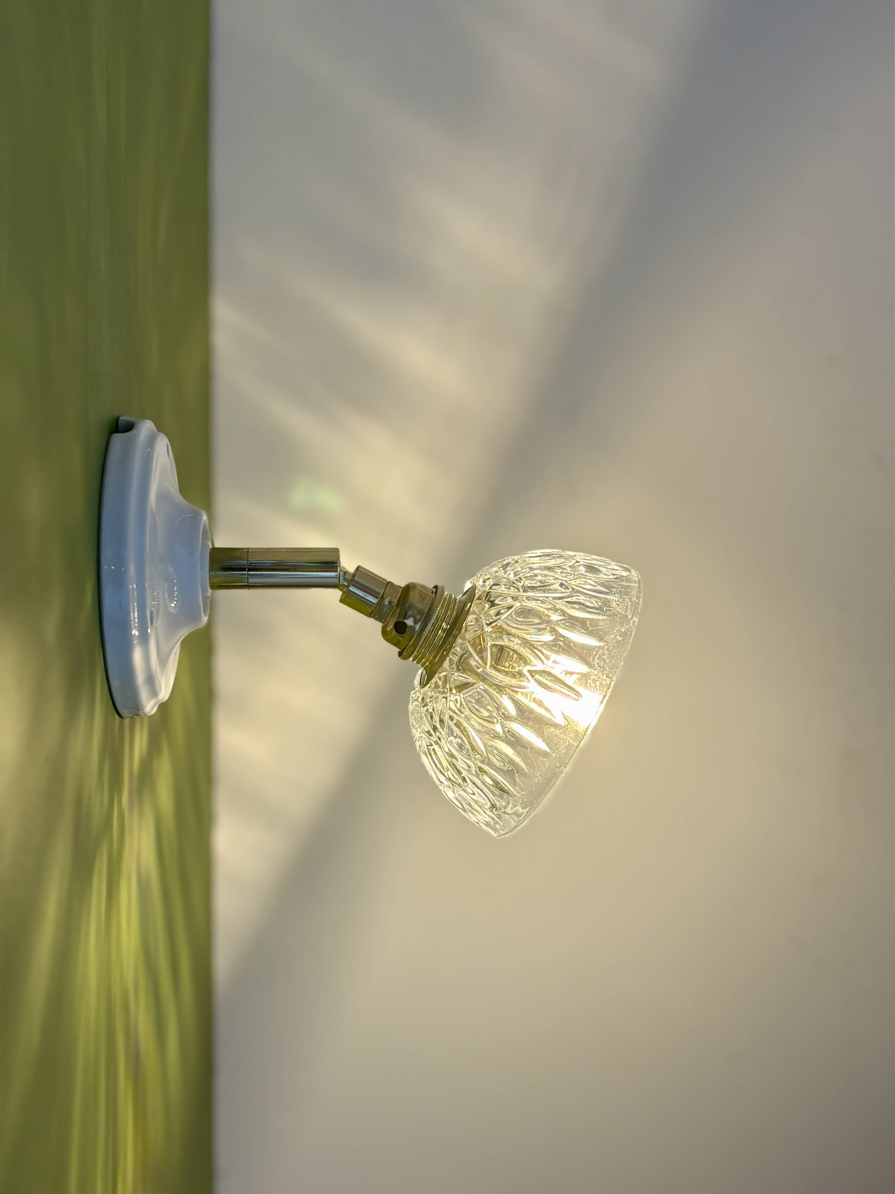 Vintage moulded glass lampshade - tableware collection -