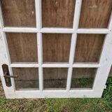 Glass window