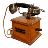 Vintage phone 1920