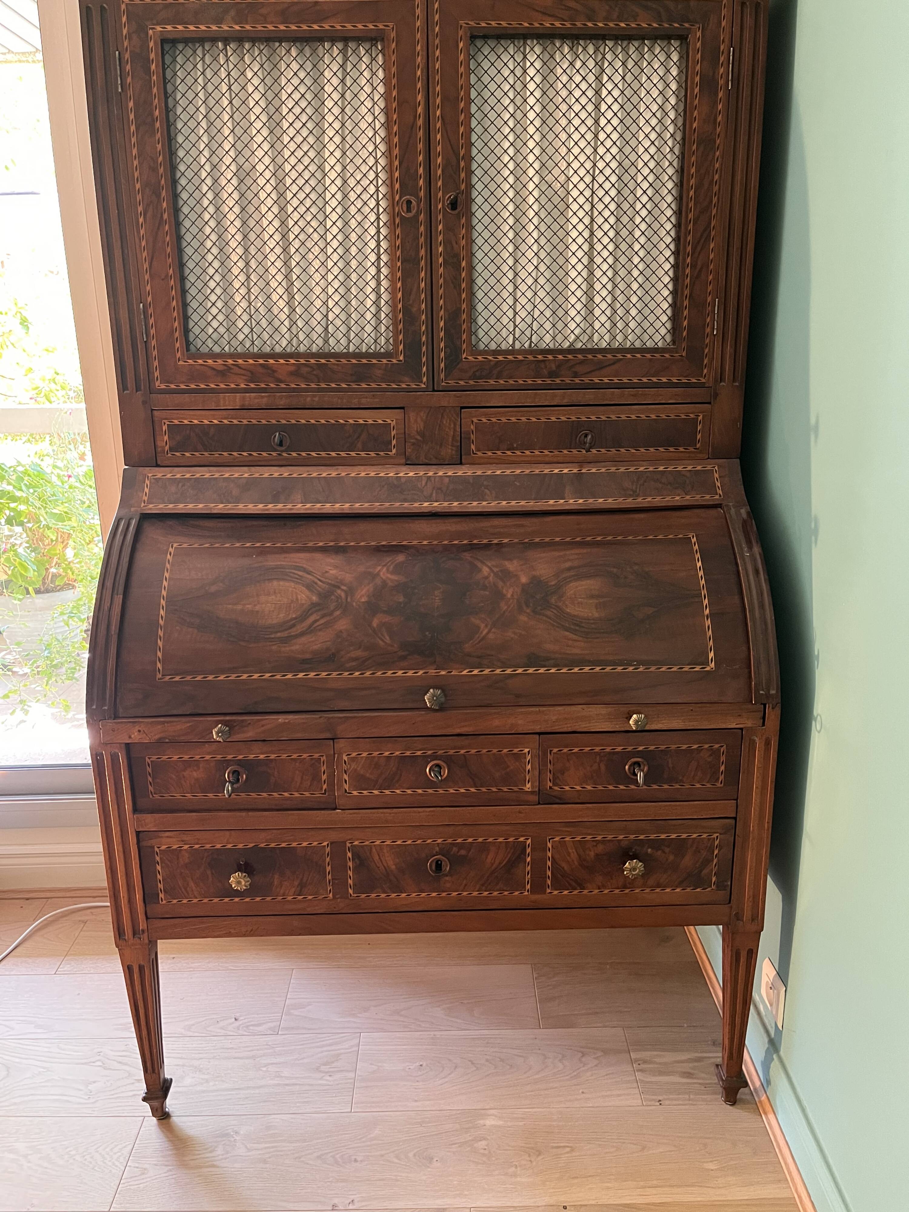 Bureau en cylindre en acajou