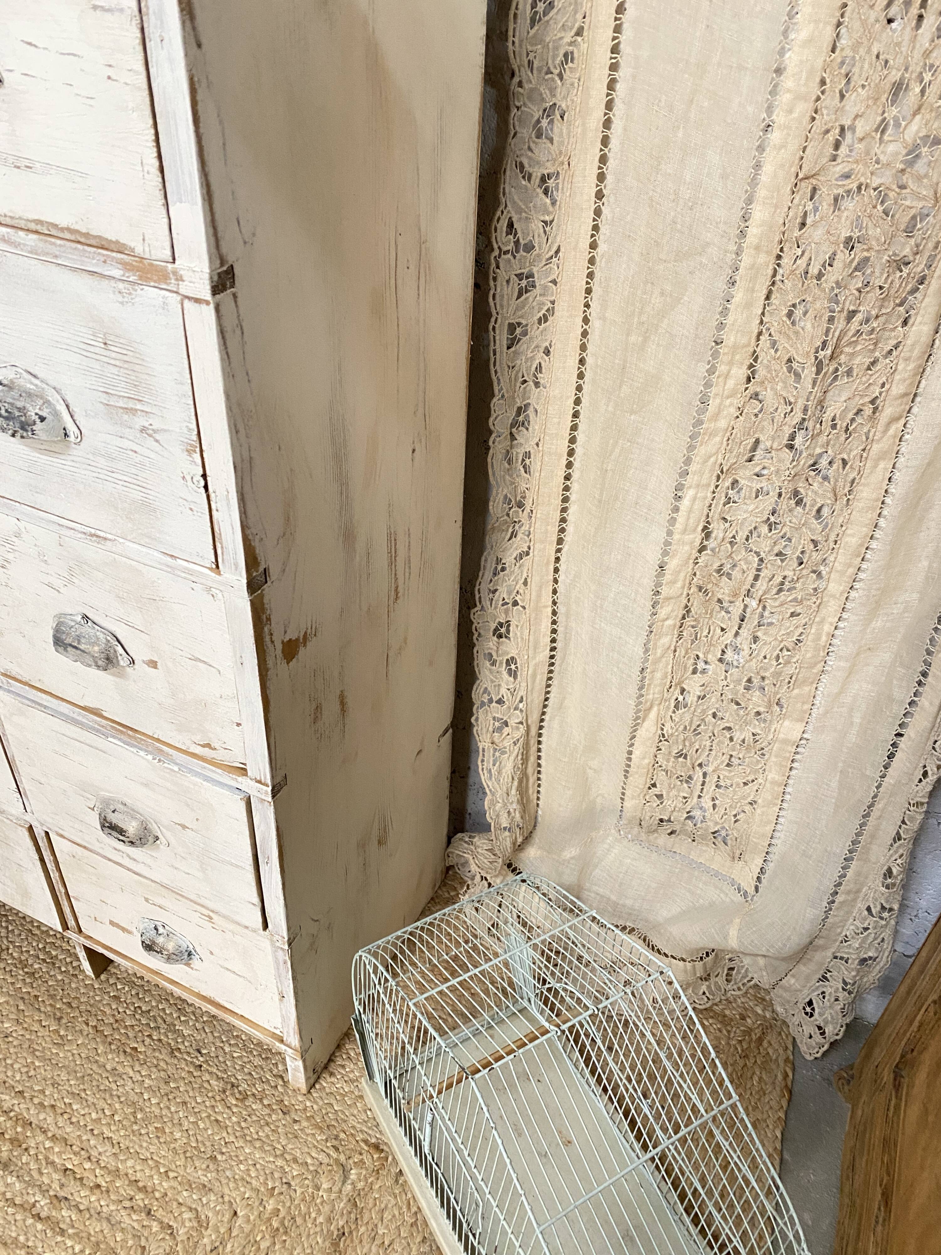 workbench with drawers