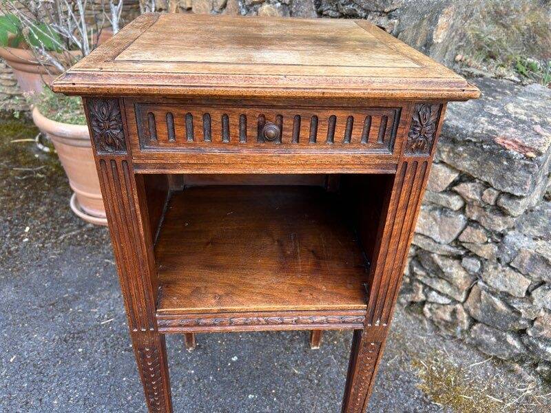 Table de chevet Louis XVI