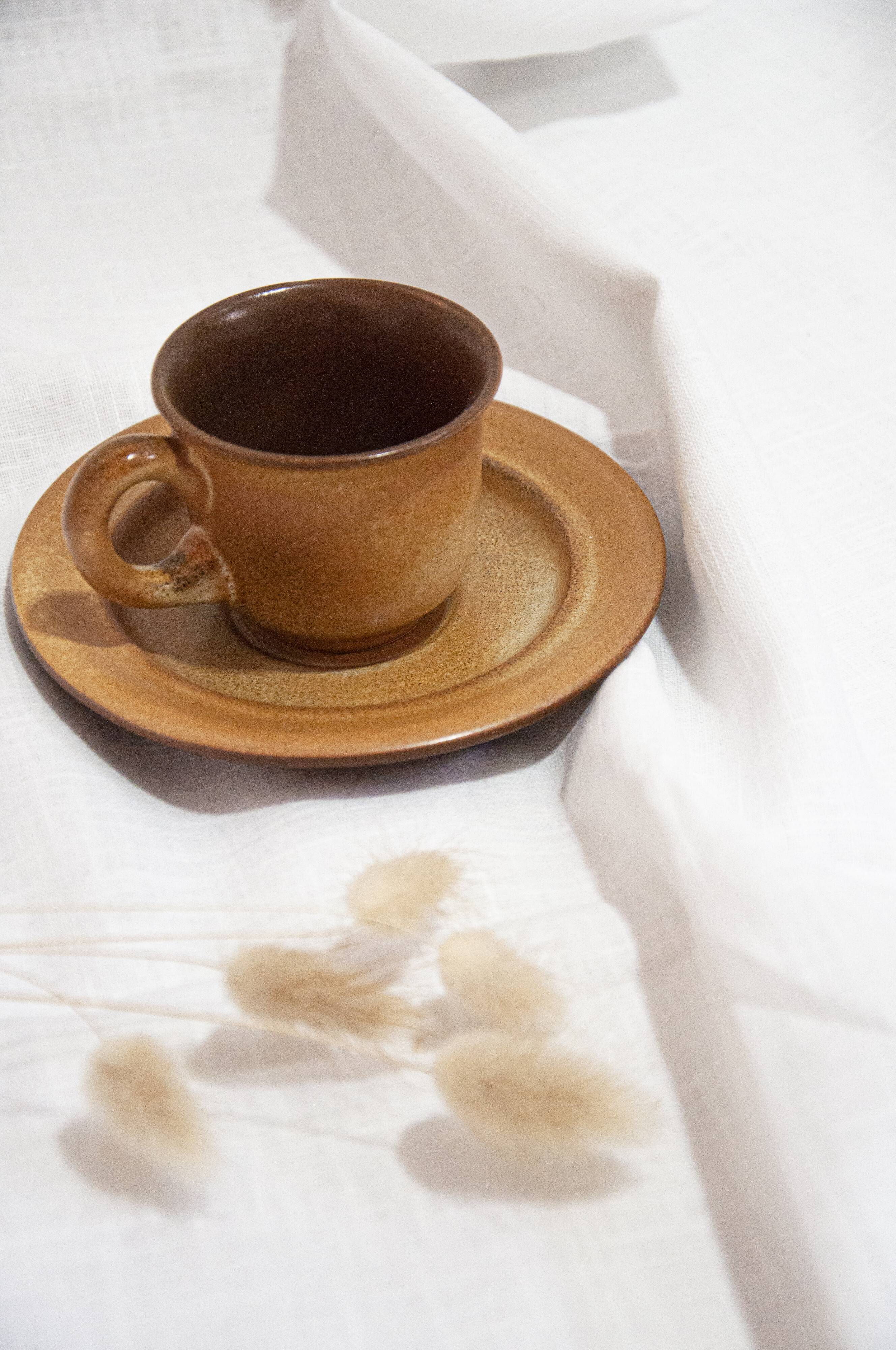 Niderviller sandstone cups