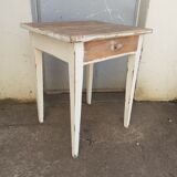 Petite table de ferme