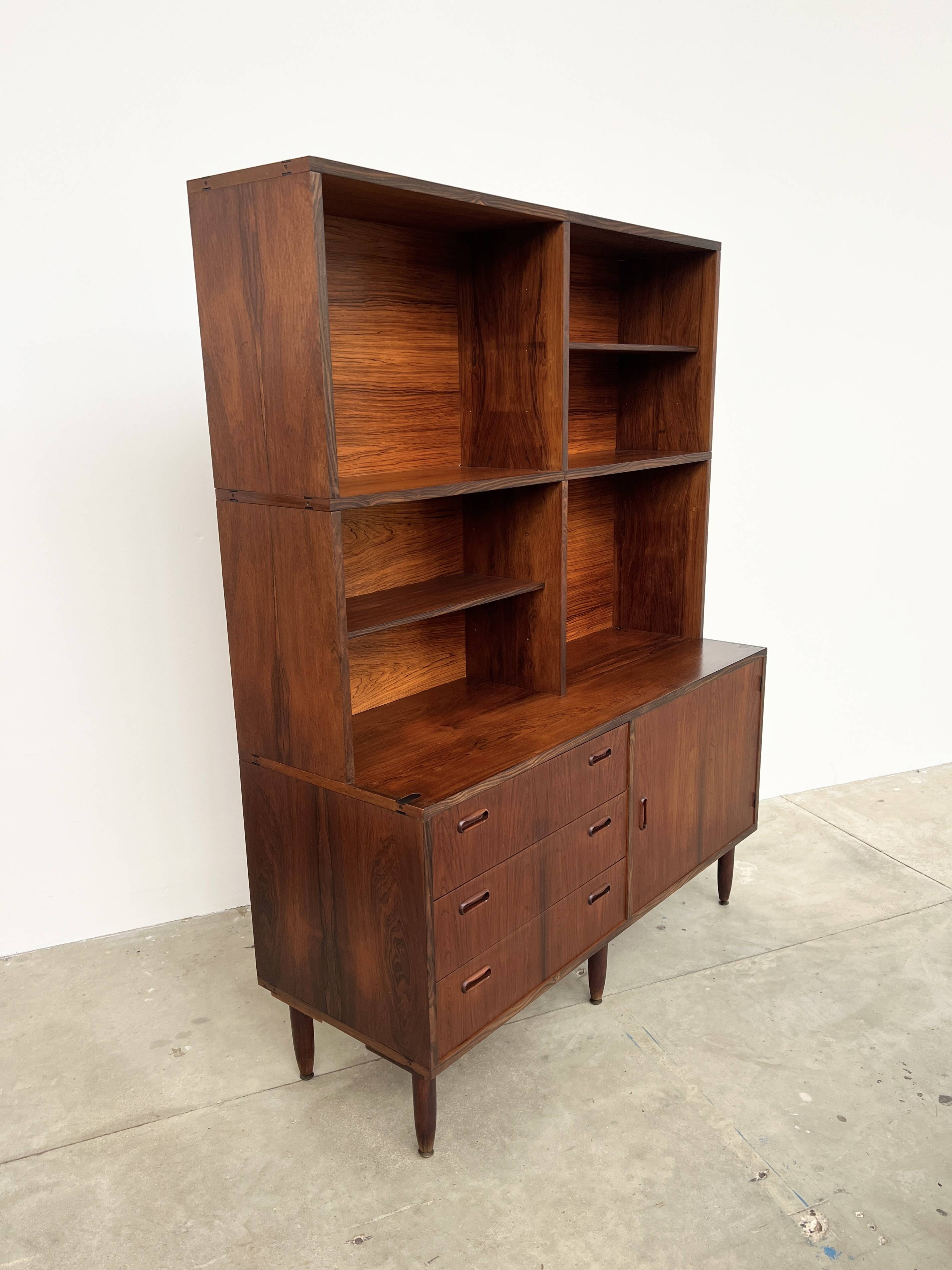 Modular bookshelf and storage unit in rosewood from the 1970s.
