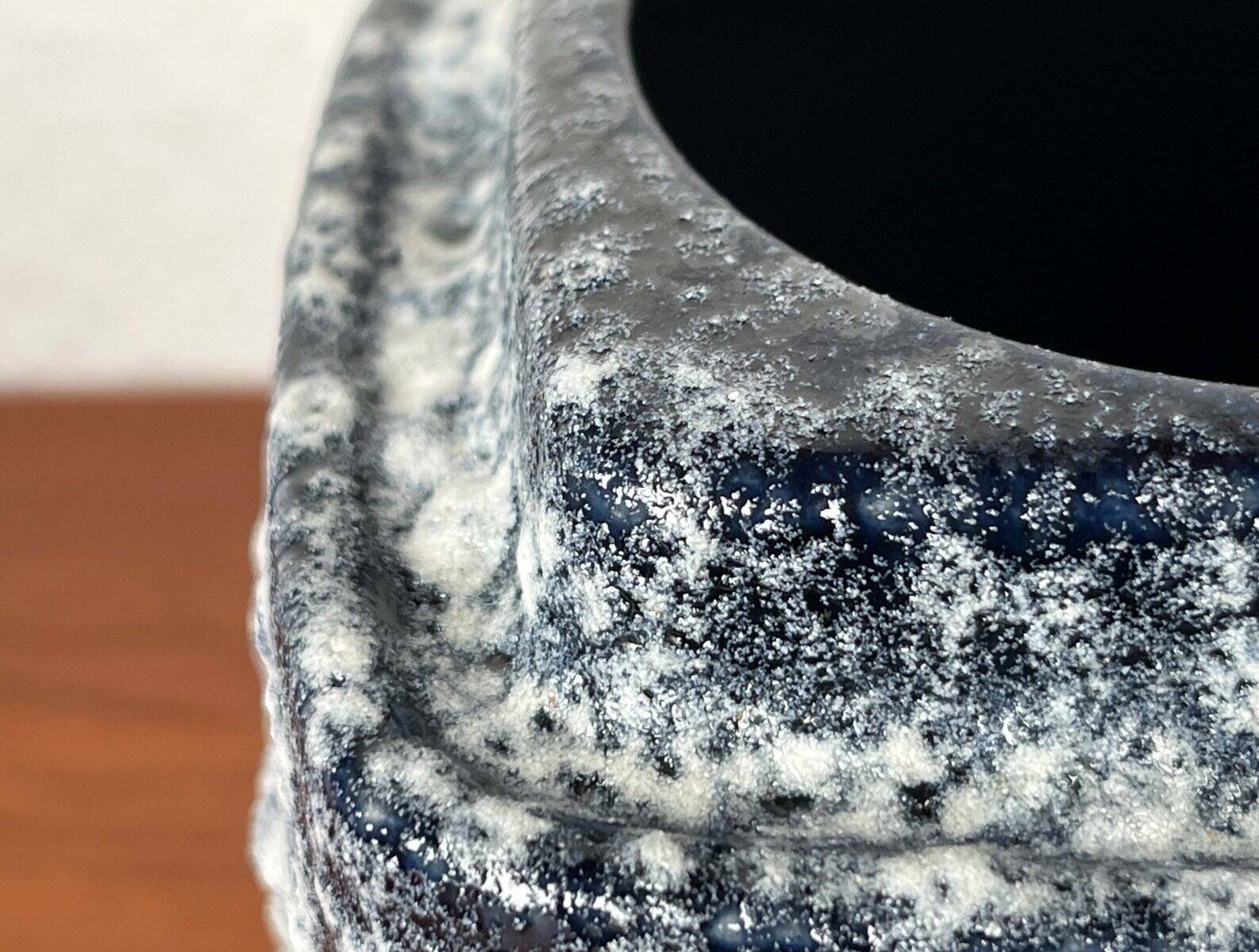 WGP Fat Lava flower pot in ceramic from West Germany, mid-century by Dümler & Breiden, 1960s.