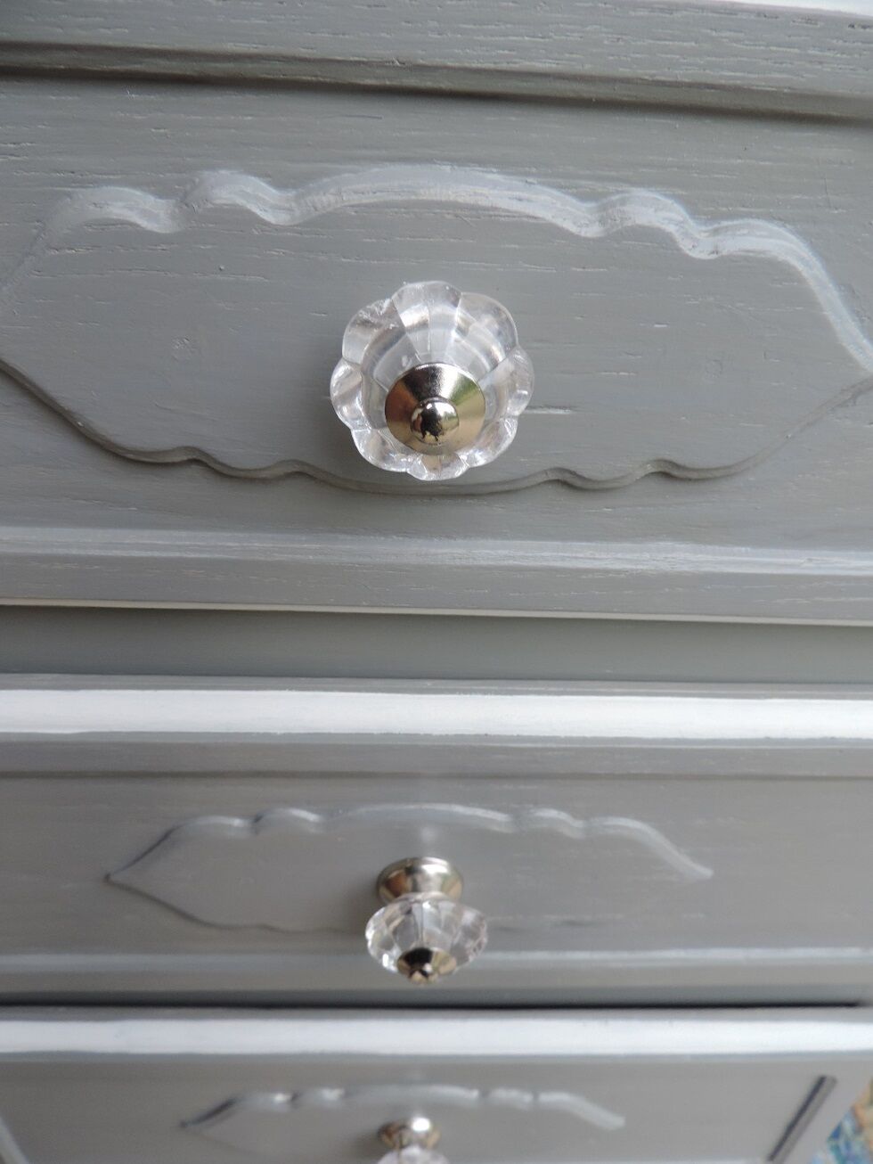 Relooked 1970 oak chiffonnier