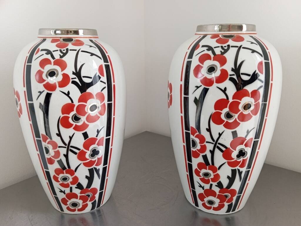 Paire de vases art déco faïence moulin des loups 1930