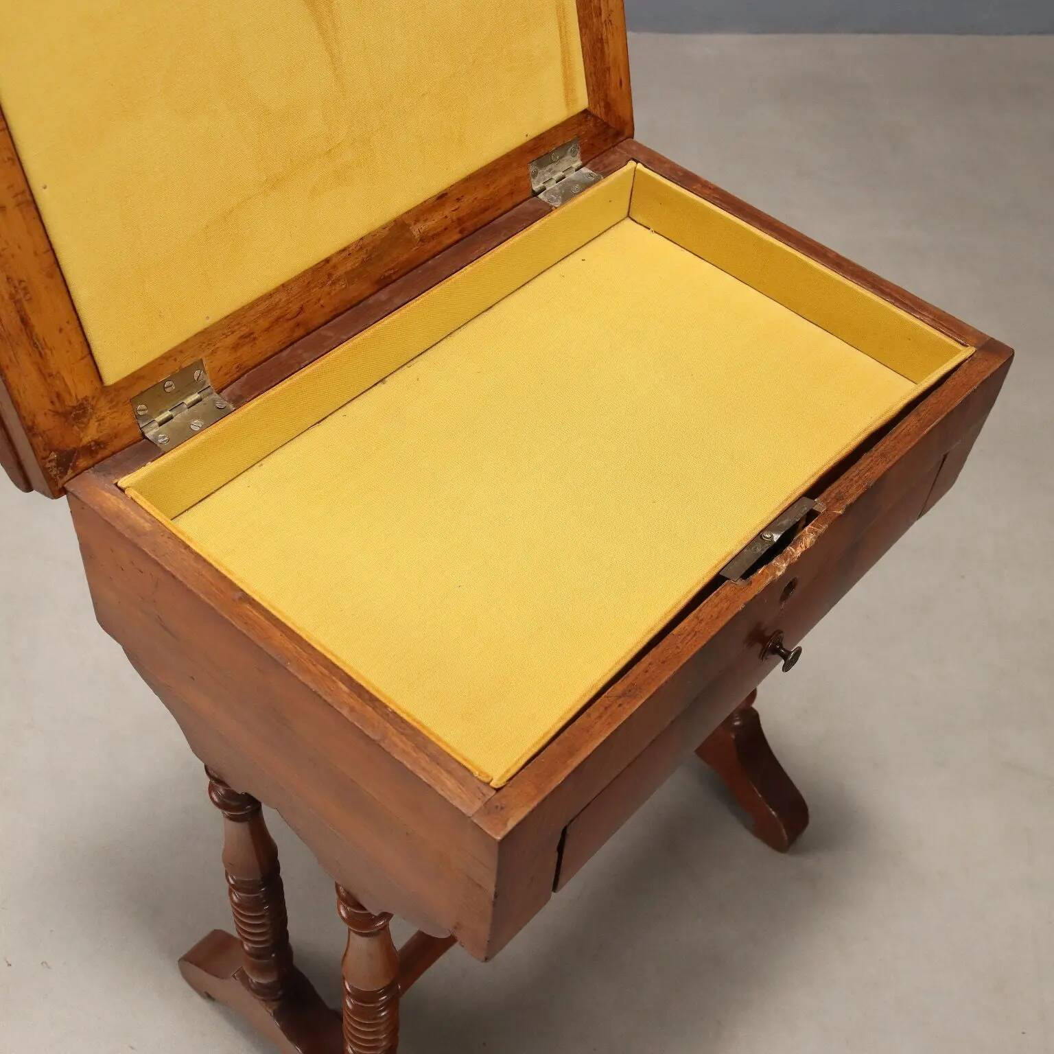 Antique mahogany sewing table with drawer, Italy, 19th century
