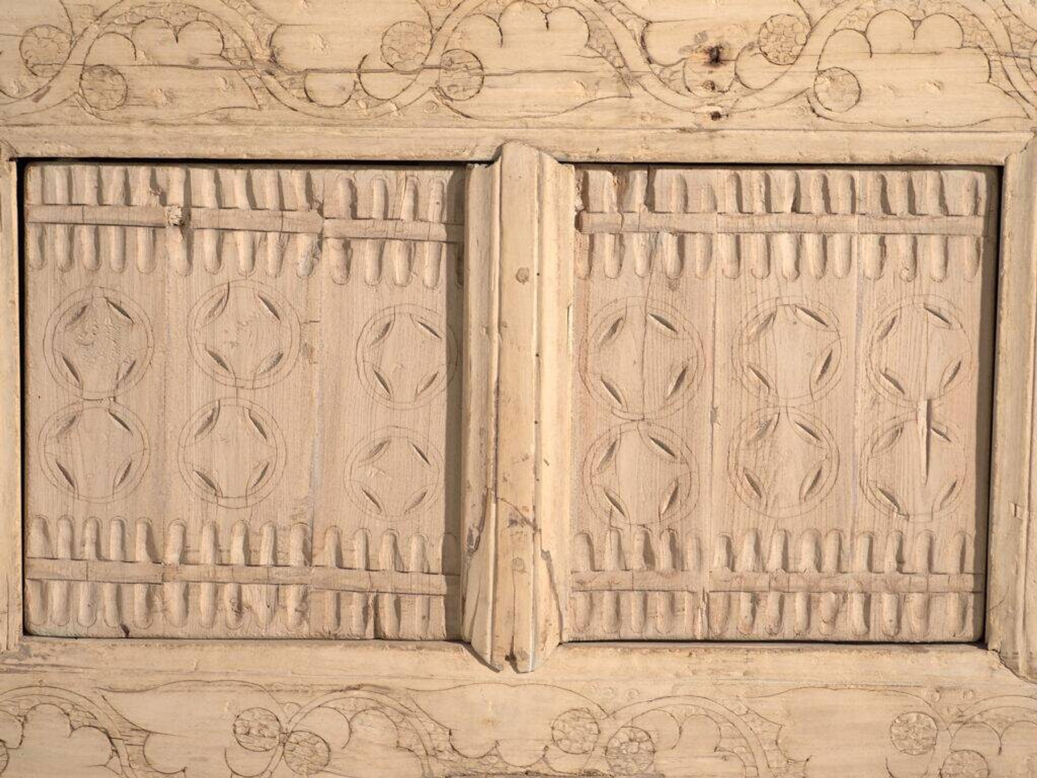 Antique carved pine buffet – China, circa 1920