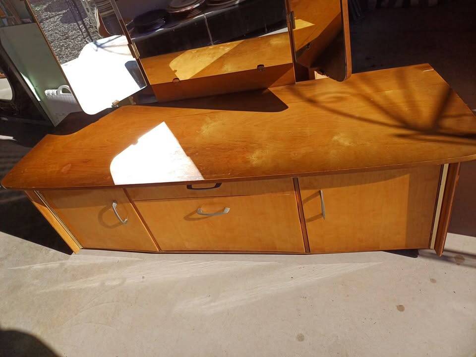 Vintage dressing table 1940/60