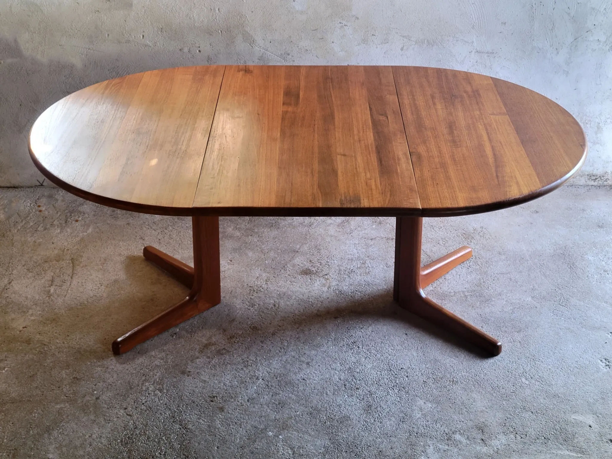 Solid teak Danish extendable dining table, 1960s
