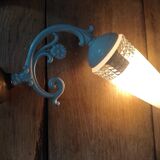 Wall lamp pale blue tulip glass diamond tip