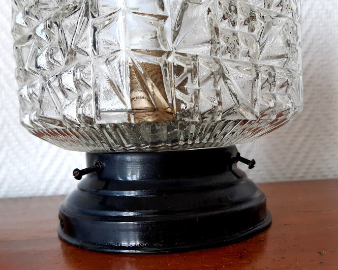 Art Deco diamond walking lamp